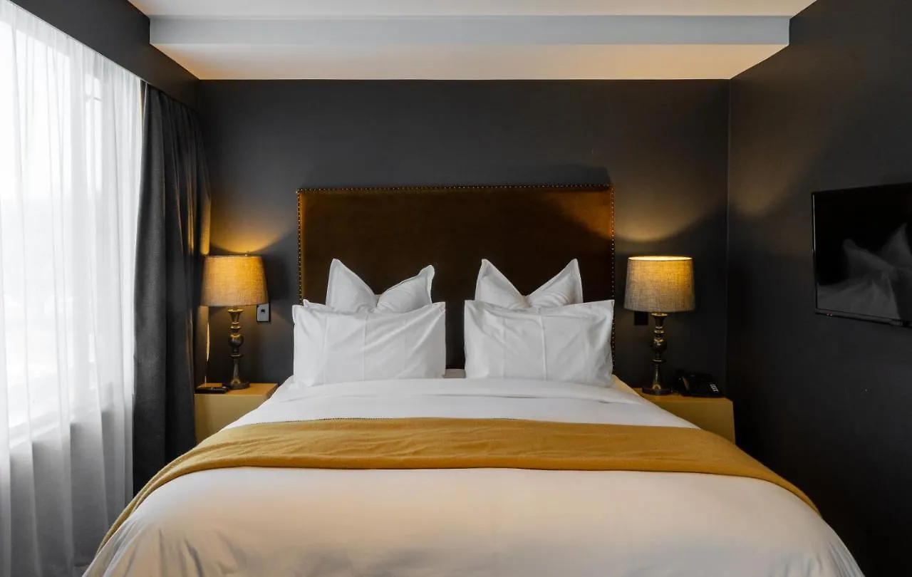 Hotel Montreal Κράισττσερτς